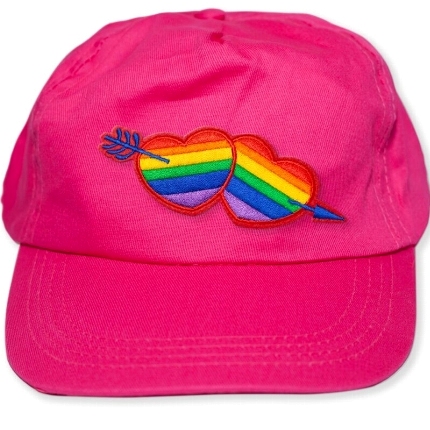 pride - fuscia cap with the lgbt heart